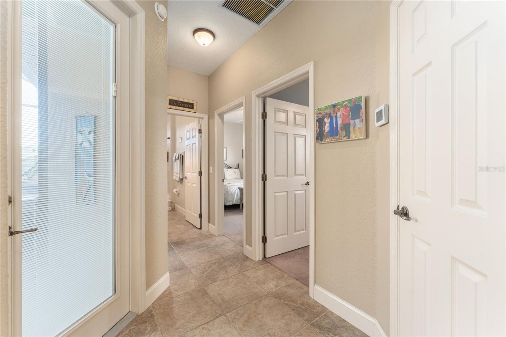 Ocala, Florida, 34480, United States, 4 Bedrooms Bedrooms, ,2 BathroomsBathrooms,Residential,For Sale,2043292