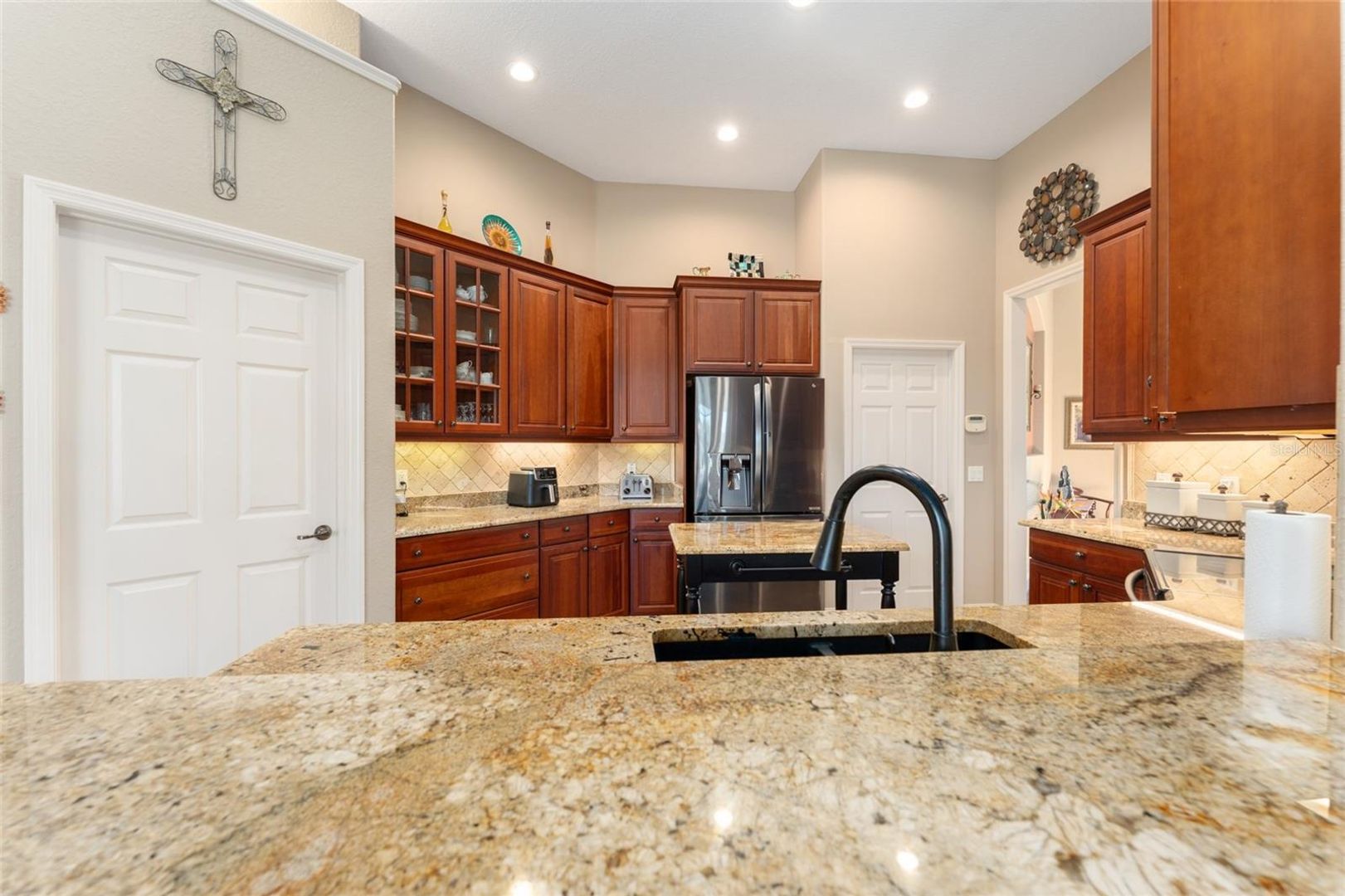 Ocala, Florida, 34480, United States, 4 Bedrooms Bedrooms, ,2 BathroomsBathrooms,Residential,For Sale,2043292