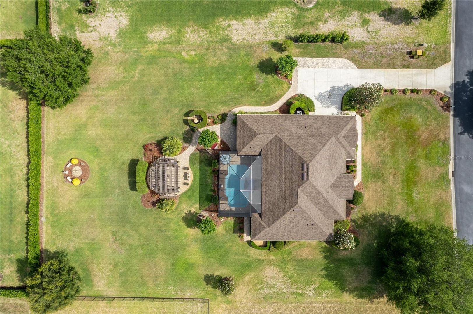 Ocala, Florida, 34480, United States, 4 Bedrooms Bedrooms, ,2 BathroomsBathrooms,Residential,For Sale,2043292