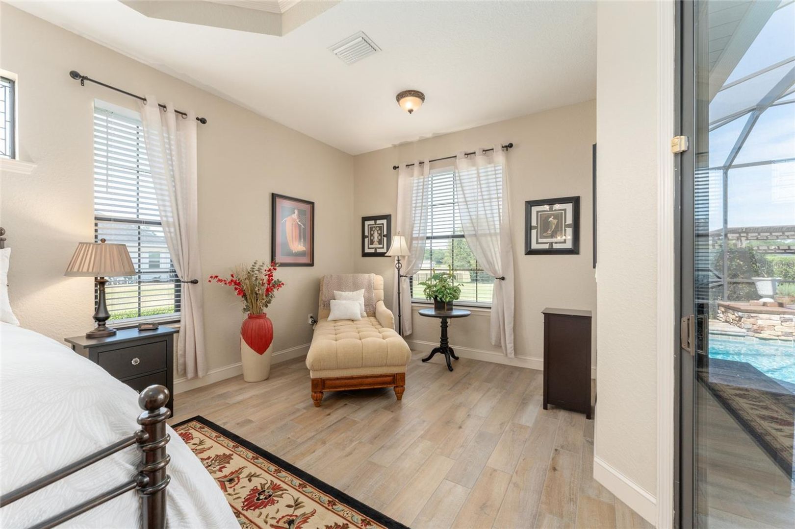 Ocala, Florida, 34480, United States, 4 Bedrooms Bedrooms, ,2 BathroomsBathrooms,Residential,For Sale,2043292
