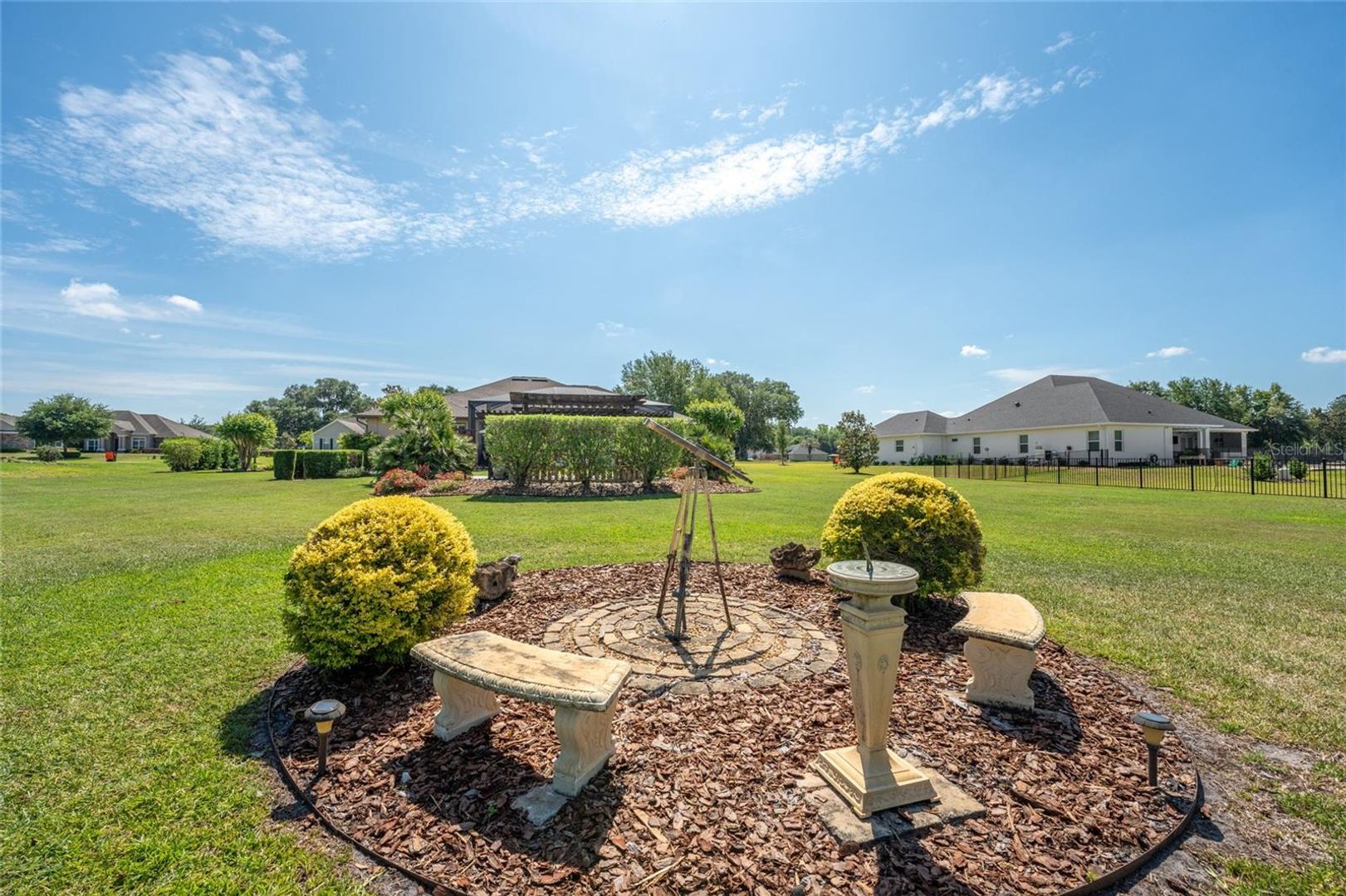 Ocala, Florida, 34480, United States, 4 Bedrooms Bedrooms, ,2 BathroomsBathrooms,Residential,For Sale,2043292